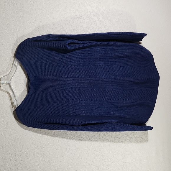 Ann Taylor Sweater Factory Size L Navy Blue Rounded Hem Knit - Picture 1 of 9